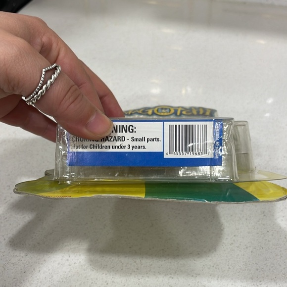 2007 Tamagotchi Connection Green Gotchi Gear - Picture 14 of 16